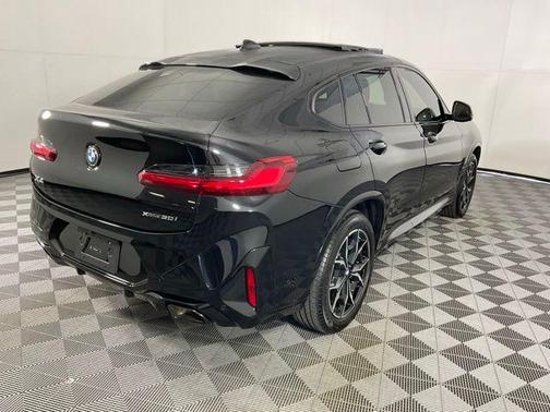 2025 BMW X4 xDrive30i