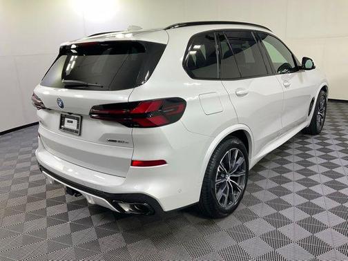 2026 BMW X5 PHEV xDrive50e