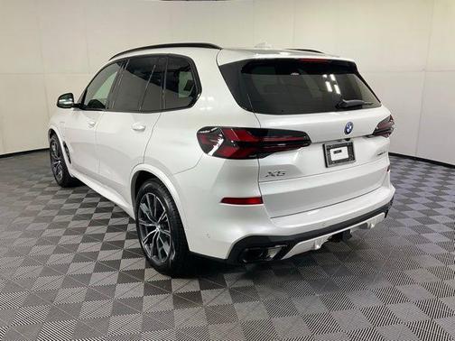 2026 BMW X5 PHEV xDrive50e
