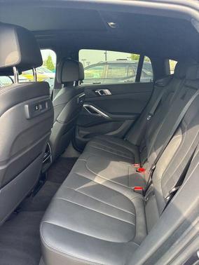 2022 BMW X6 xDrive40i