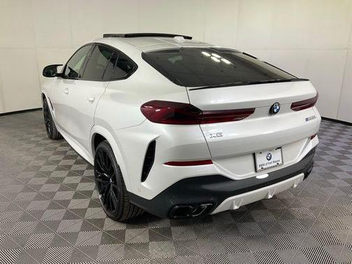 2026 BMW X6 M60i