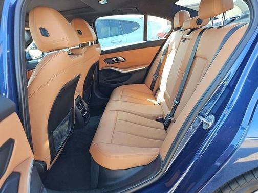 2023 BMW 330 xDrive