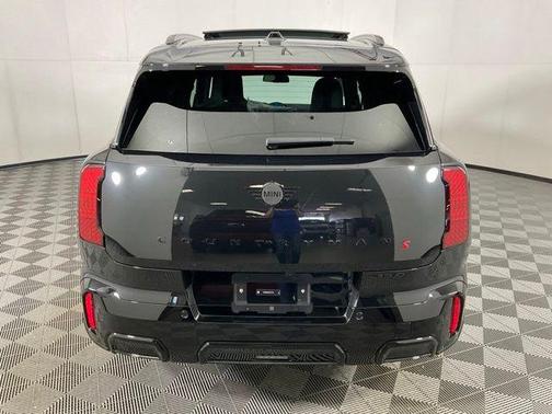 Midnight Black II Metallic 2027 MINI Countryman Cooper S ALL4