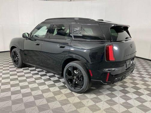 Midnight Black II Metallic 2027 MINI Countryman Cooper S ALL4