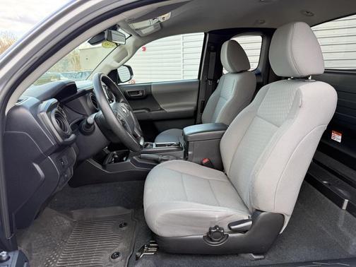 2020 Toyota Tacoma SR