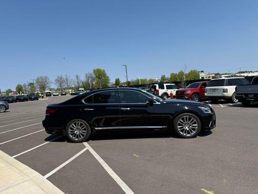 Obsidian 2016 Lexus LS 460 Base