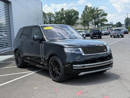2023 Land Rover Range Rover P530 SE