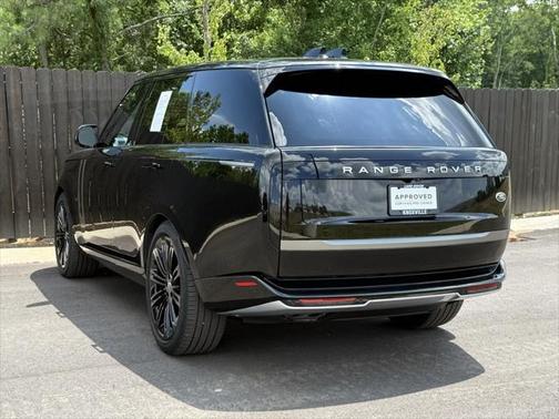 2023 Land Rover Range Rover P530 SE