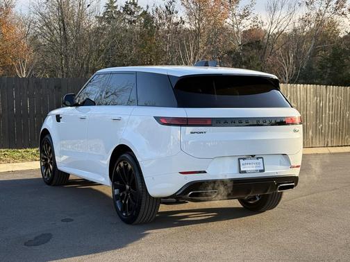 2023 Land Rover Range Rover Sport SE