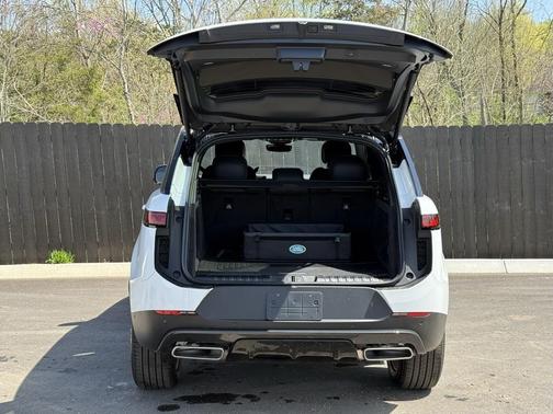 2025 Land Rover Range Rover Sport SE