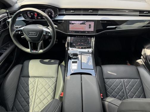 2024 Audi S8 4.0T