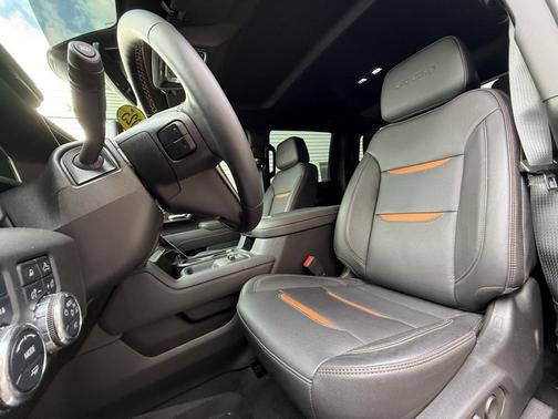 2025 GMC Sierra 2500 AT4