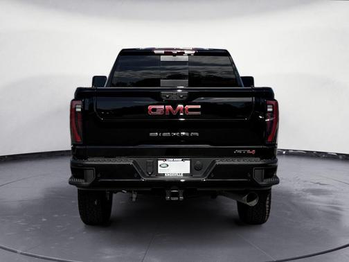 2025 GMC Sierra 2500 AT4