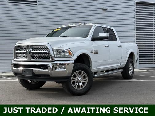 2018 RAM 2500 Laramie Crew Cab 4x4 6'4' Box