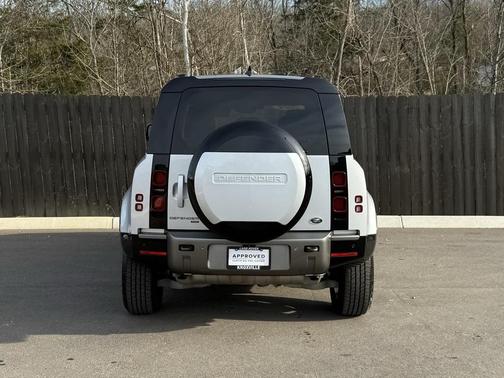 2023 Land Rover Defender 110 X-Dynamic SE