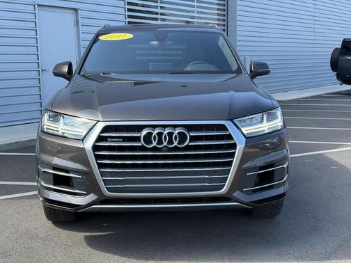 2017 Audi Q7 3.0T Premium