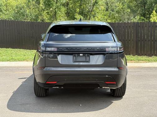 2026 Land Rover Range Rover Velar P250 SE R-Dynamic