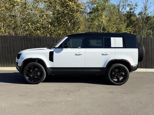 2026 Land Rover Defender S