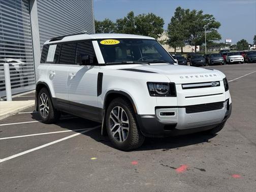 2025 Land Rover Defender 110 P300