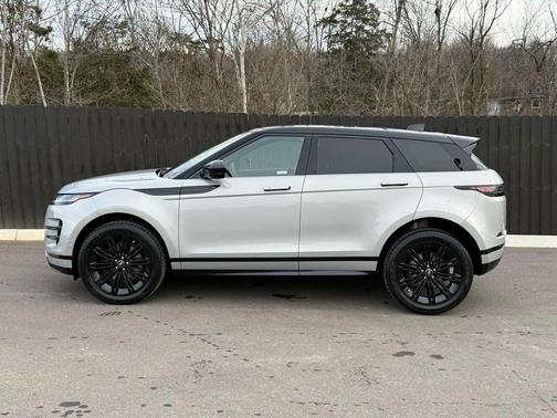 2026 Land Rover Range Rover Evoque Dynamic SE