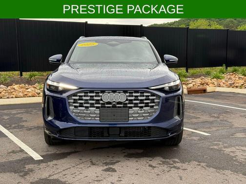 Navarra Blue Metallic 2025 Audi Q5 Prestige TFSI quattro S tronic
