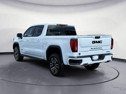 Summit White 2026 GMC Sierra 1500 AT4