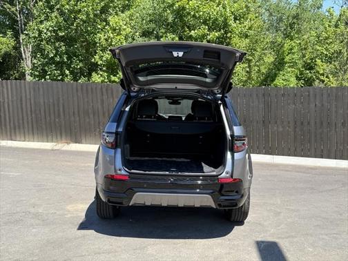 2025 Land Rover Discovery Sport Dynamic SE