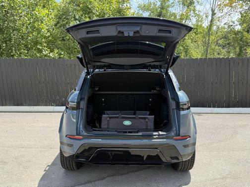 2026 Land Rover Range Rover Evoque Dynamic SE