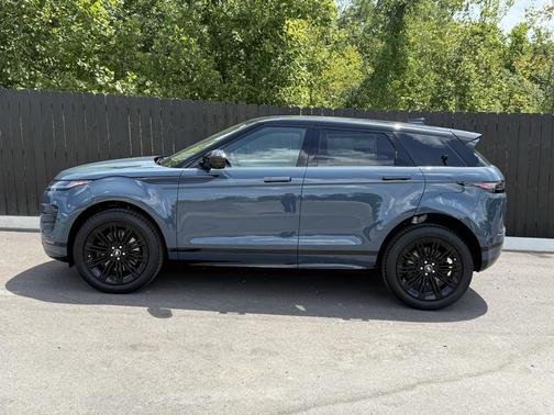 2026 Land Rover Range Rover Evoque Dynamic SE