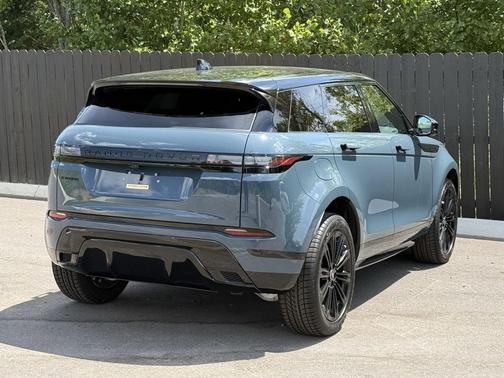 2026 Land Rover Range Rover Evoque Dynamic SE