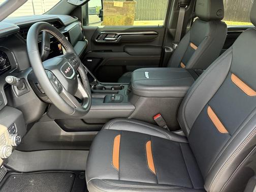 2025 GMC Sierra 2500 AT4