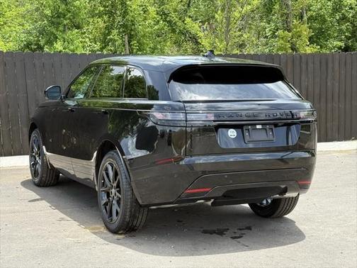 2026 Land Rover Range Rover Velar P250 SE R-Dynamic