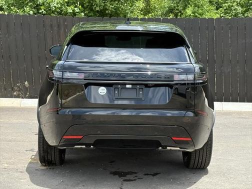 2026 Land Rover Range Rover Velar P250 SE R-Dynamic