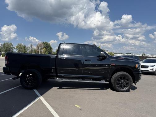 2021 RAM 2500 Big Horn Crew Cab 4x4 6'4' Box