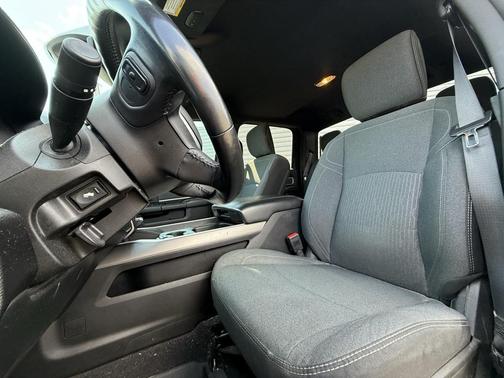 2021 RAM 2500 Big Horn Crew Cab 4x4 6'4' Box