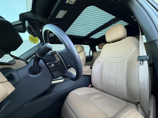 2024 Land Rover Range Rover Sport SE