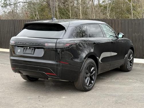 2025 Land Rover Range Rover Velar P250 SE R-Dynamic