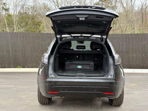 2025 Land Rover Range Rover Velar P250 SE R-Dynamic