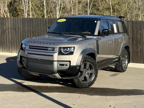 2023 Land Rover Defender 110 V8