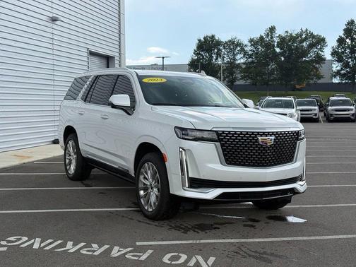 Crystal White Tricoat 2023 Cadillac Escalade Premium Luxury