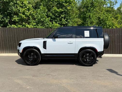 Fuji White 2023 Land Rover Defender V8