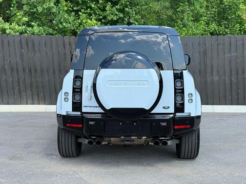 Fuji White 2023 Land Rover Defender V8