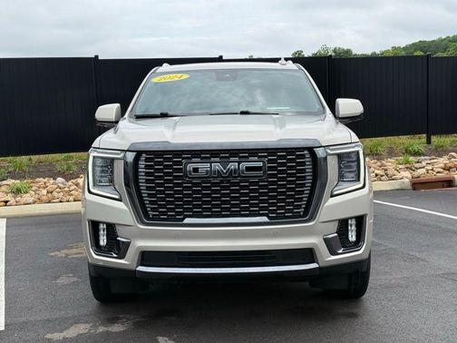 Pearl Beige Metallic 2024 GMC Yukon Denali Ultimate