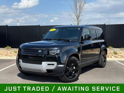 Santorini Black Metallic 2025 Land Rover Defender 110 P300