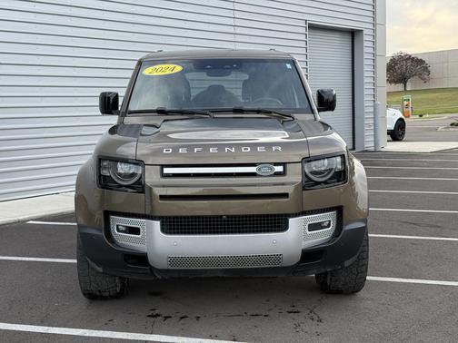 2024 Land Rover Defender 110 P300