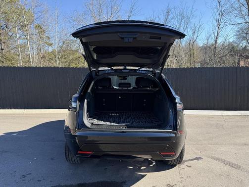 2026 Land Rover Range Rover Velar P400 Dynamic SE