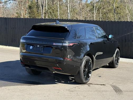 2026 Land Rover Range Rover Velar P400 Dynamic SE