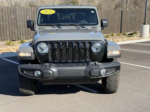 2021 Jeep Gladiator Sport