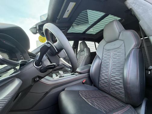 2024 Audi RS Q8 4.0T