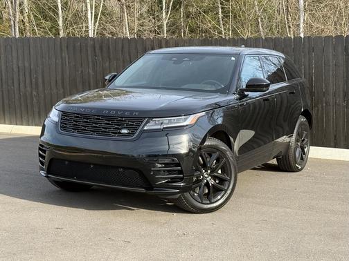 2026 Land Rover Range Rover Velar P250 SE R-Dynamic